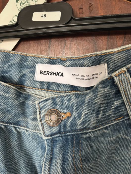 Calças de ganga Bershka – Tamanho 42
