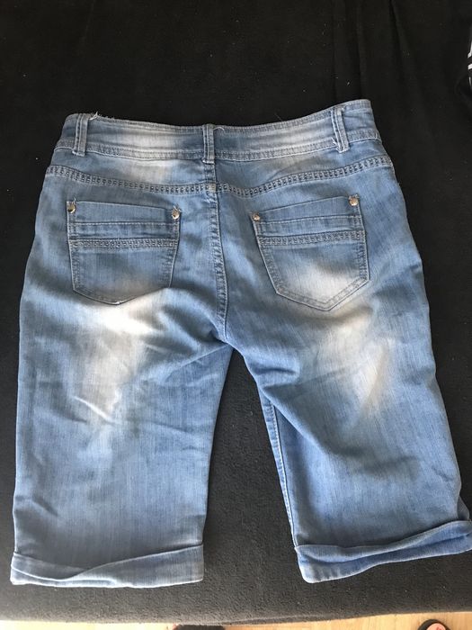 Spodenki rozmiar 28