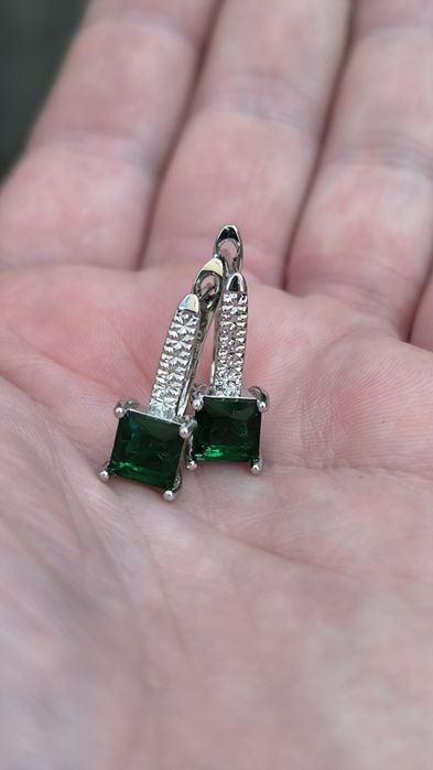 Серьги , сережки с зелёным камнем 925 проба