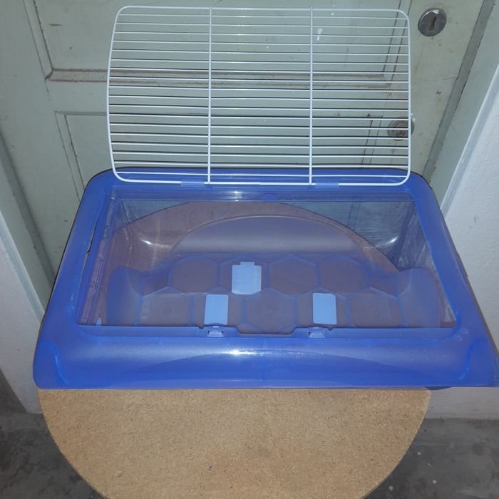 Caixa roedores e ou tartarugas