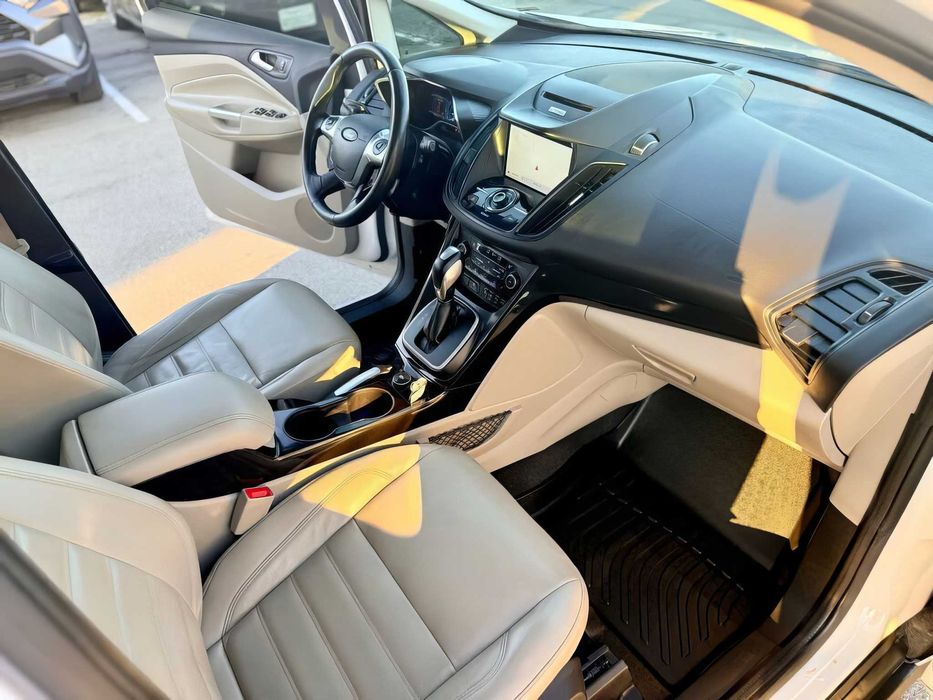 Ford C-Max      2017