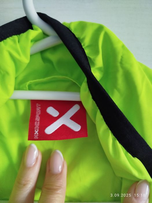 Kurtka wiatrówka do biegania