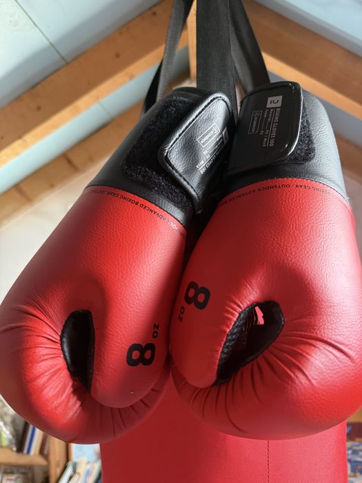 Saxo de boxe Deacathlon + Luvas
