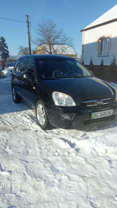 Авто в дуже хорошому стані. Салон не зачуханий, кузов не ржавий,є два незначні підкраси, двигун і кпп в ідеальному стані. Пробіг 100% оригінальний, є сервісна книжка, обслугавувалася на офіційному сервісі кіа.