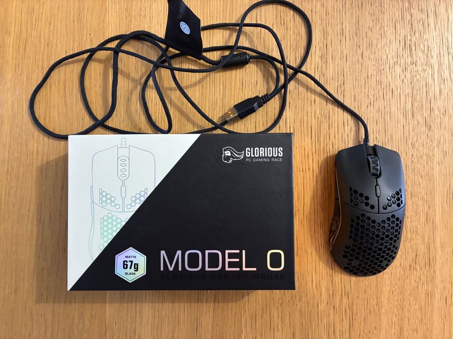 Rato Gaming Glorious Model O - COMO NOVO