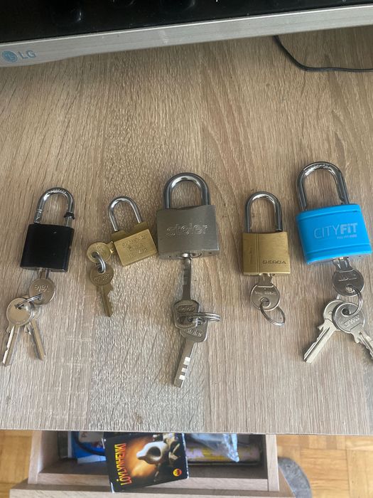 5szt. kłódki zatrzaskowe w pełni sprawne