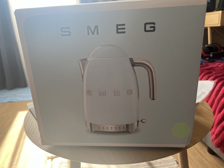 Чайник SMEG 50's Style з регулюванням температури, новий, 1.7L