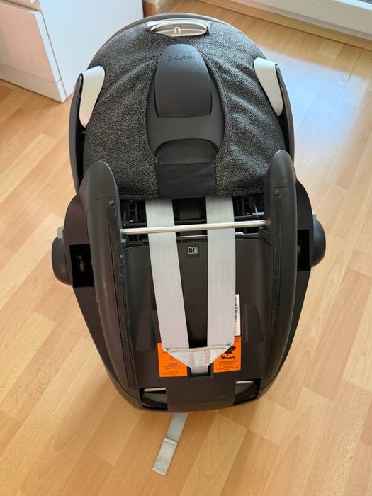 Fotelik/nosidelko Cybex cloud Z