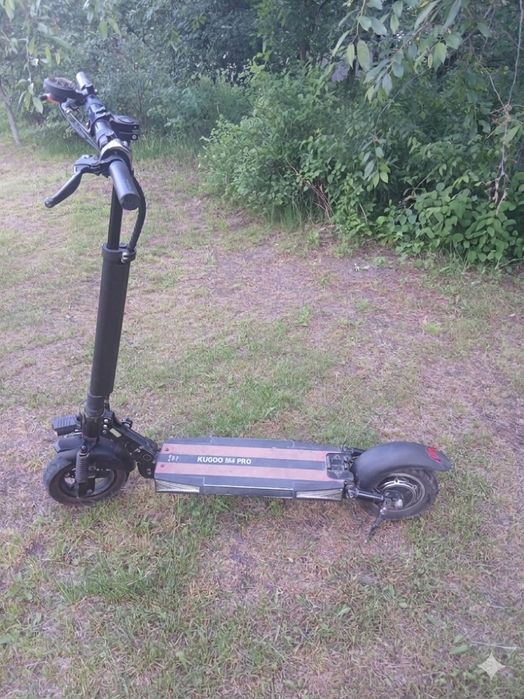 Електросамокат Kugoo M4 PRO