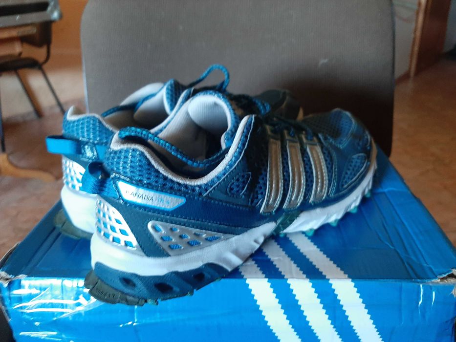 Adidas Kanadia Oryginalne supermodel na lato rozm 45.:2/3 285mm