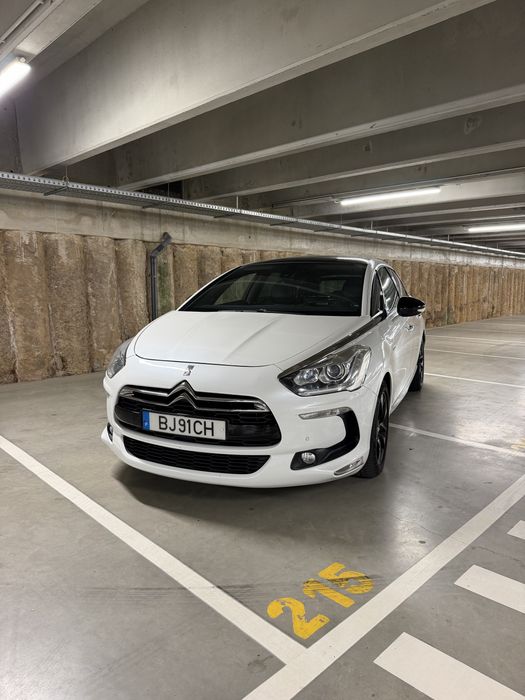 Citroën DS5 Hybrid – 230 cv – Full Extras – Excelente Estado