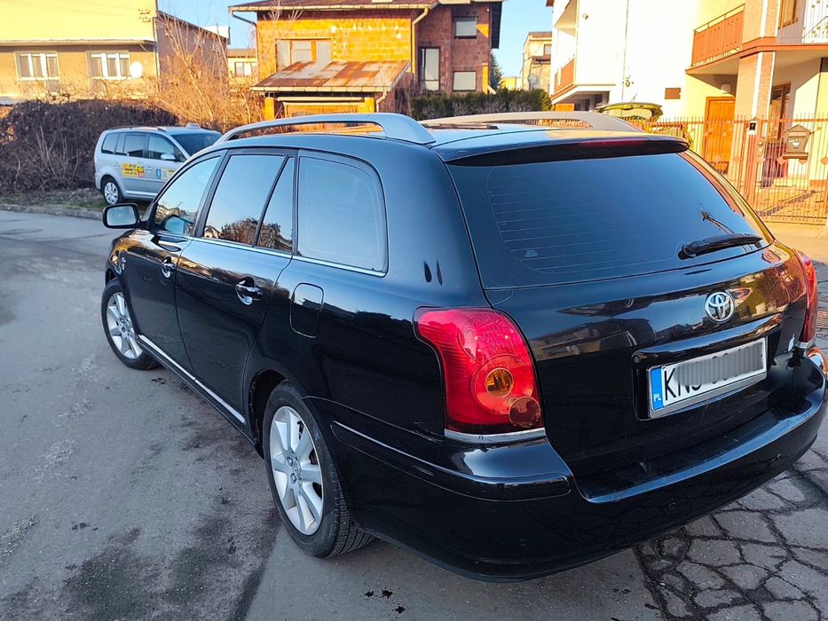 Toyota Avensis T25 2.0 D-4D