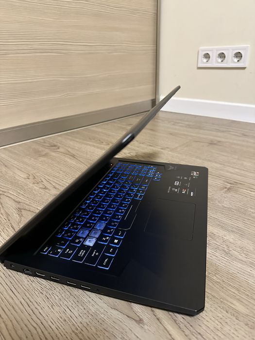 Ігровий ноутбук ASUS TUF Gaming FX705DU