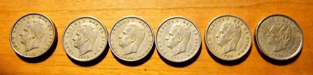 Pesetas Espanholas - 45 moedas