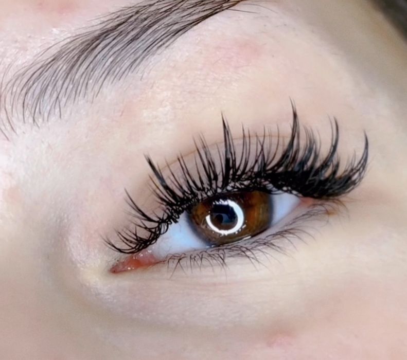 Наращивание ресниц. Молдаванк, вблизи центра