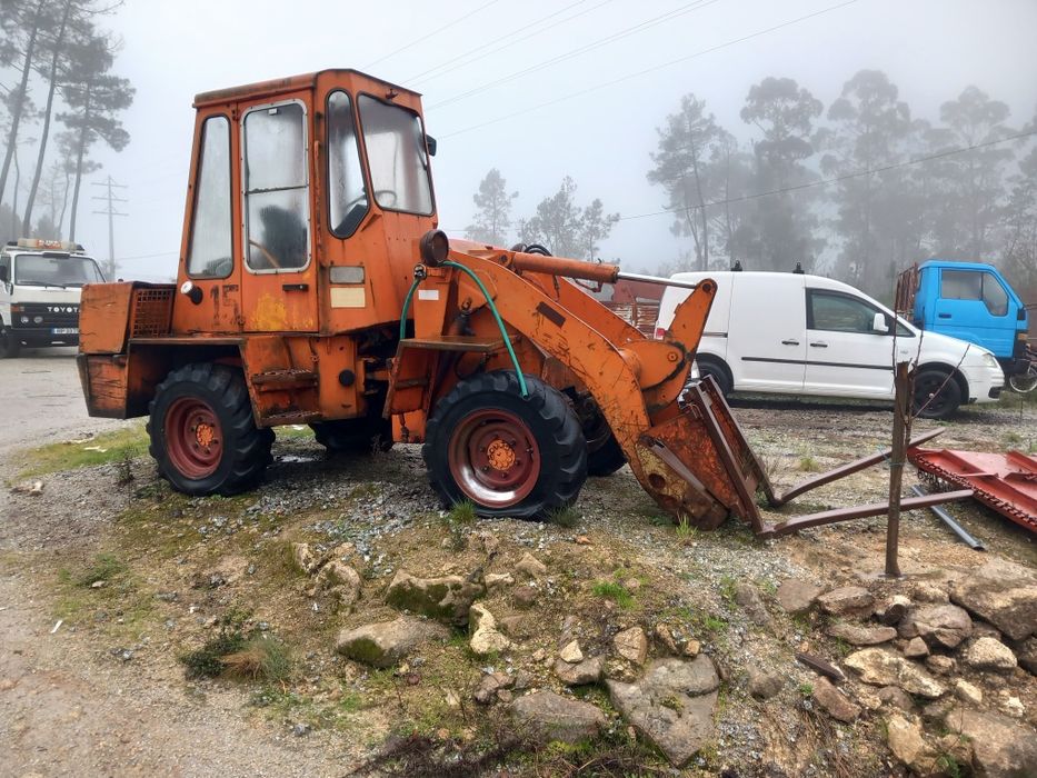 Ford 5000... Máquinas varias