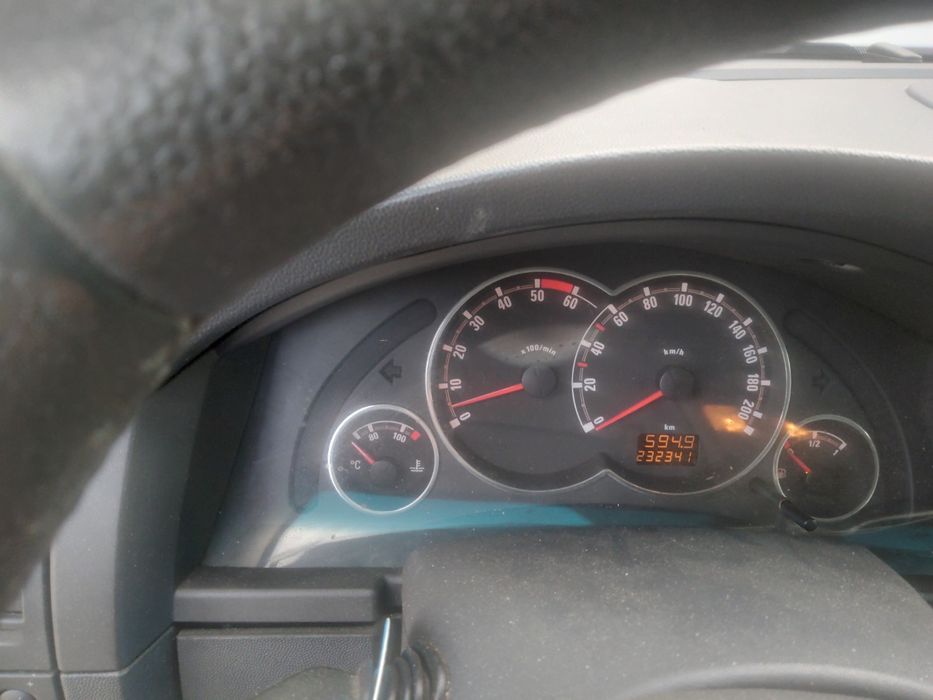 Opel CDTI impecável.