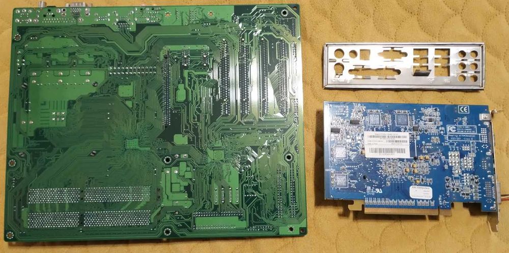 Płyta główna Epox EP-5EPA+ rev. 1.1 Pentium 4 LGA775, Radeon X700Pro