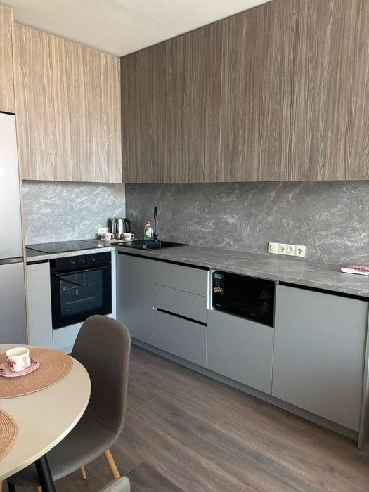 Оренда 1,5 кімнатної квартири в новому районі  з собачкою