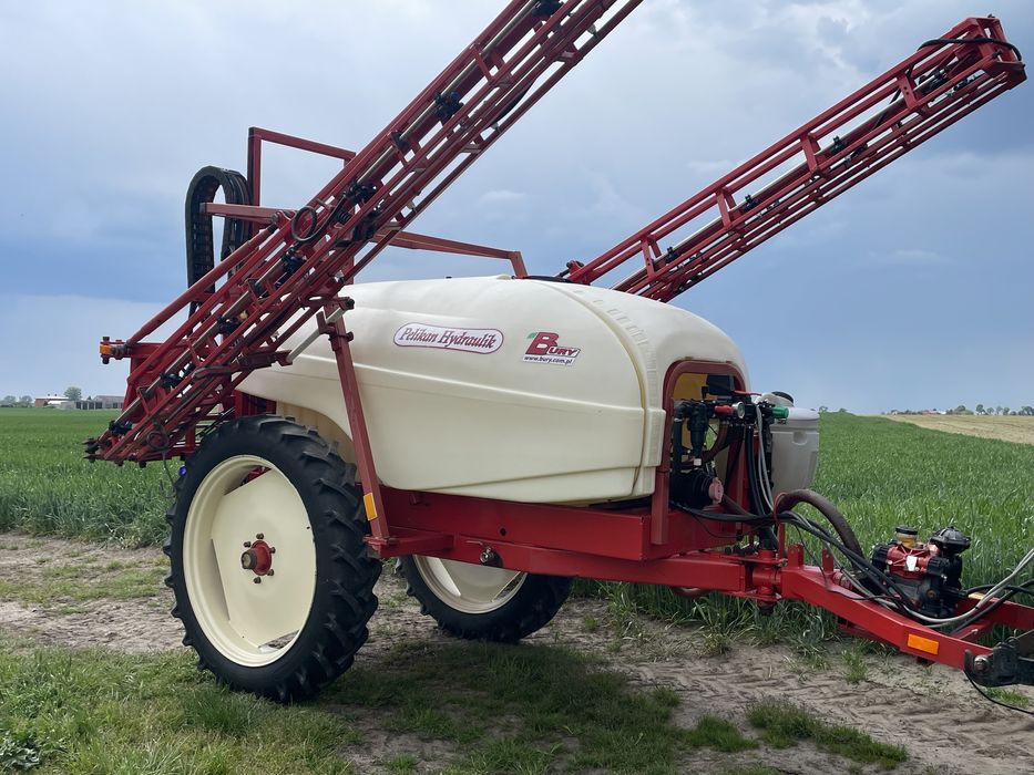 Opryskiwacz Bury Pelikan 2000 l 18m Hydraulik Komputer Bravo