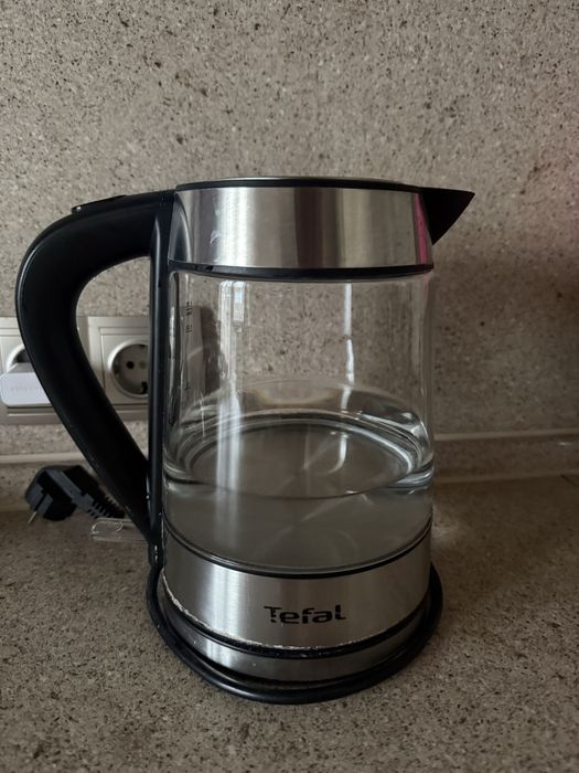 Продам чайник Tefal