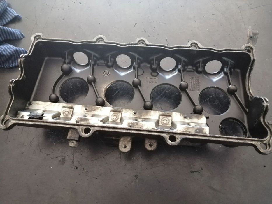 Tampa de válvulas Opel Astra H Z17DTH  89734737