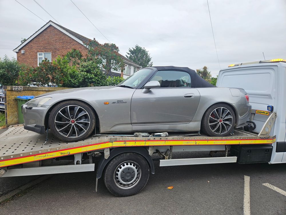 Honda S 2000