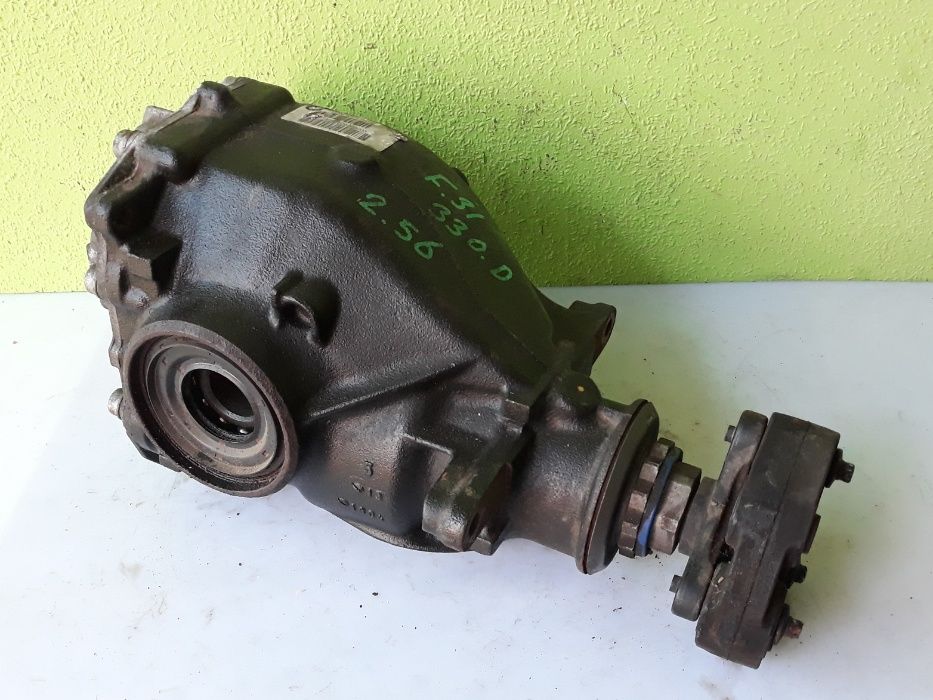 Dyfer Dyferencjał Tył BMW 330D F31 2.56