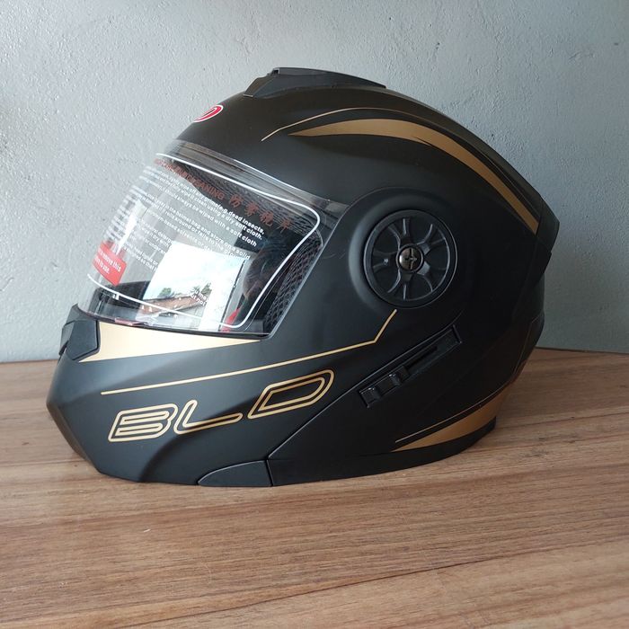 Шлем модуляр. Шолом Full-Face Мотошлем Шльом для мотоцикла скутера