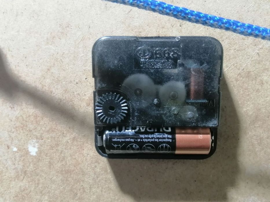 Годинник настінний