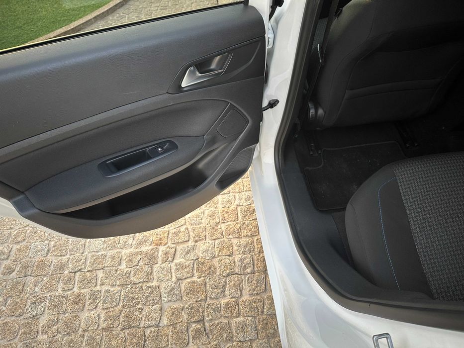 Peugeot 308 SW 1.2 130cv Style (Gasolina) – 2018 – Histórico Completo