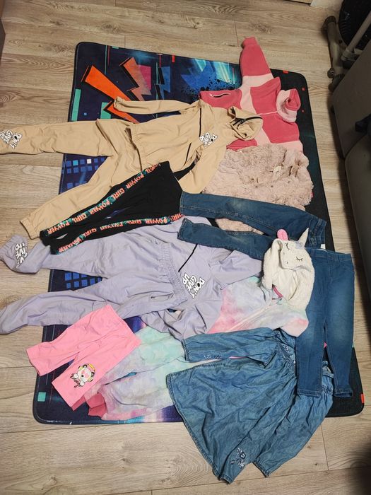 Пакет речей на дівчинку 110-122