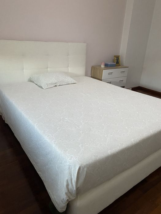Cama casal nova branca