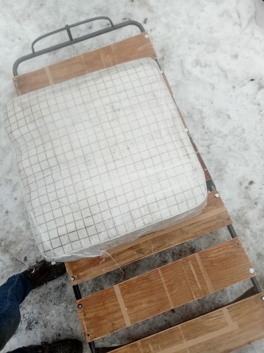Łòzko turystyczne kempingowe biwakowe holenderka materac