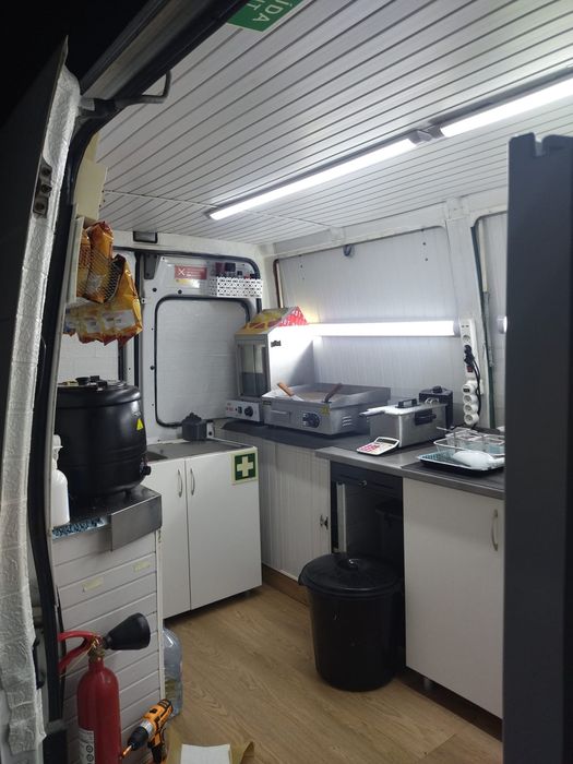 Food truck pronta a funcionar