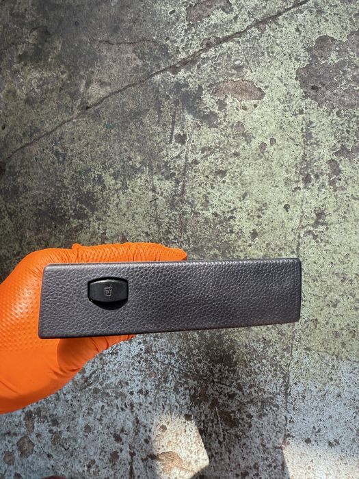 Cupholder uchwyt na kubki bmw e60 e61