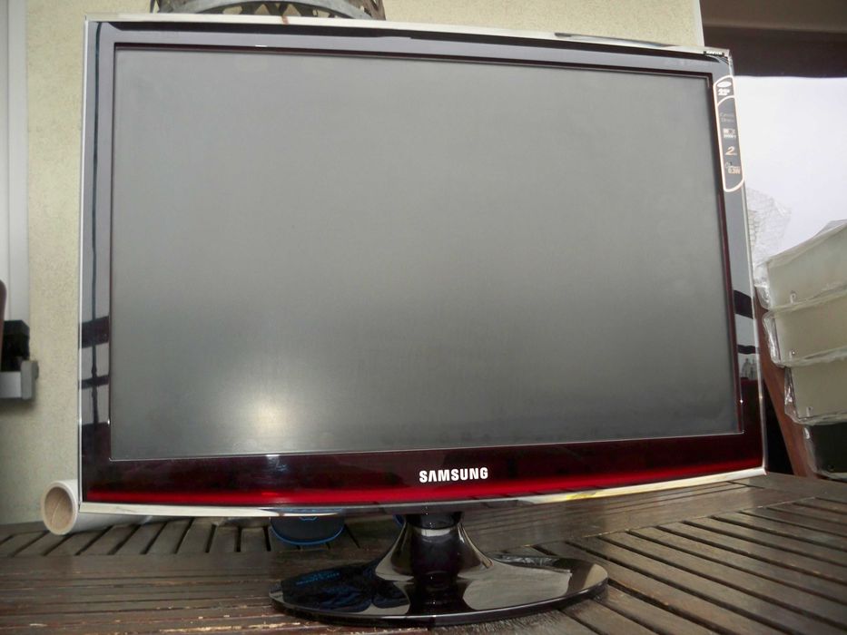 monitor Samsung SyncMaster T220 22cale matryca TN, niesprawny