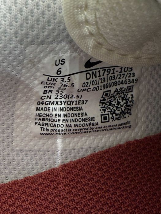 Damskie buty Nike sportswear cortez biało burgundowe DN 1791
