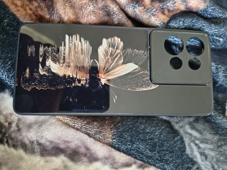 Etui na Motorola Moto Edge 50