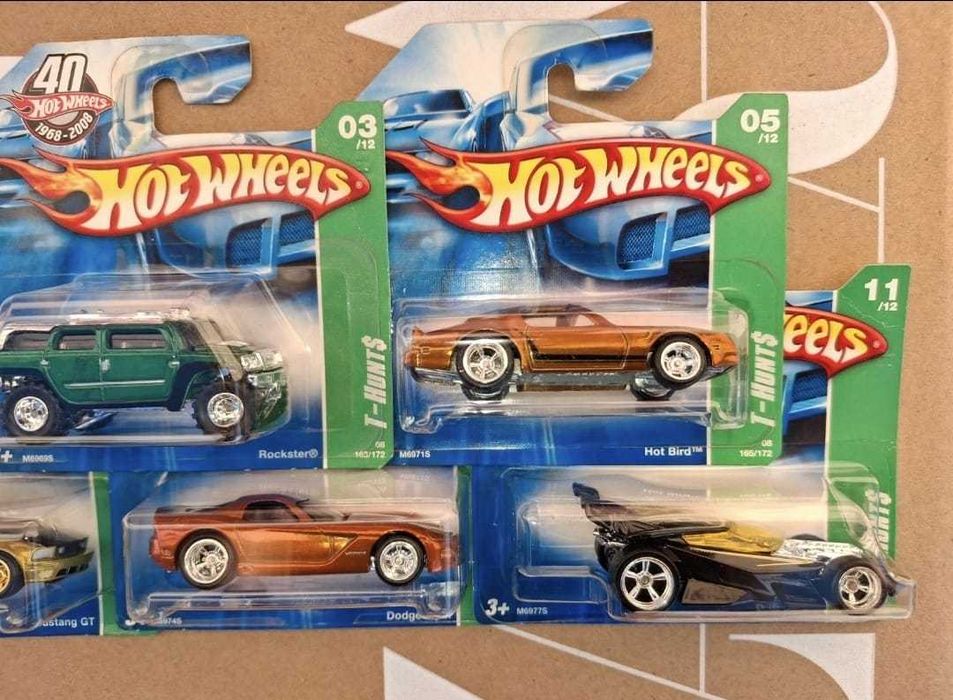 Hot Wheels Super T-Hunt / Treasure Hunt / Expositor de cartelas
