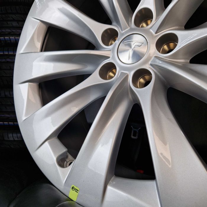 Диски На Авто R20 5x120 TESLA Model X Оригінал РІзноширокі Тесла Р20