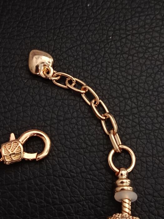 Elegancka bransoletka typu Pandora