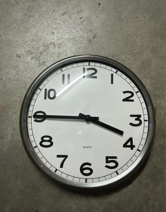 Relógio Ikea axo inoxidável