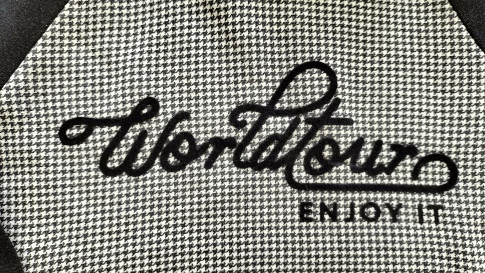 Camisola capuz 7 anos Mayoral