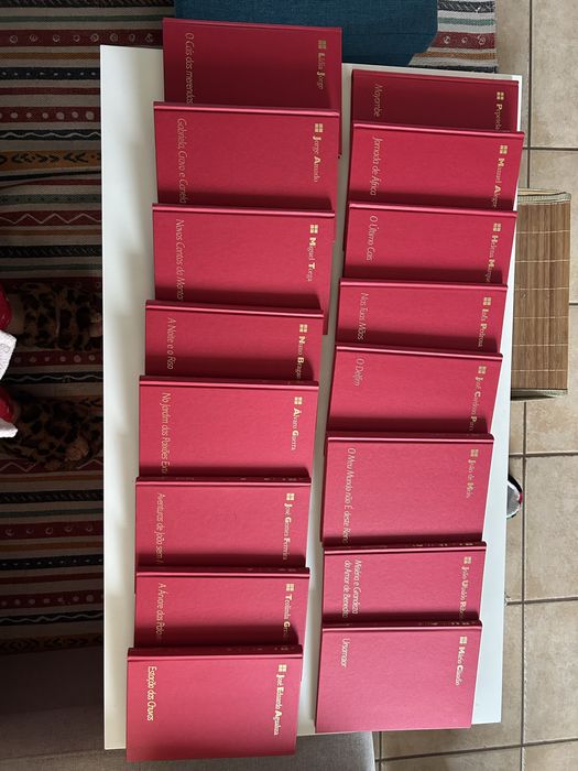 Coleção de livros de 2003 da Visão