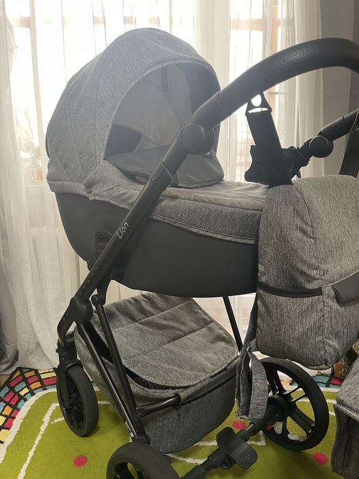Коляска фірма BAER LION
