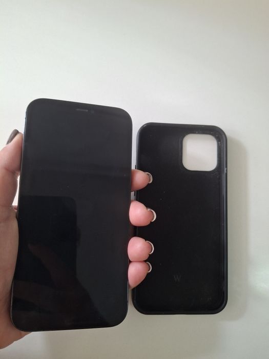 Iphone 12 Pro + capa e cabo usb