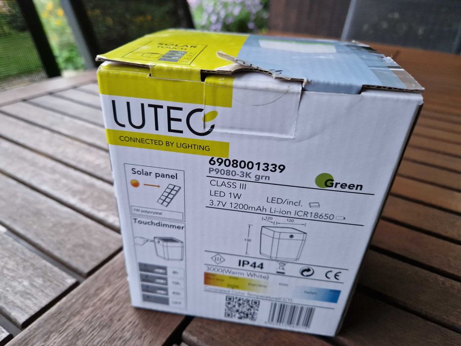 lampa  solarna na taras