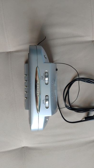 Radiobudzik First Austria FA 2409