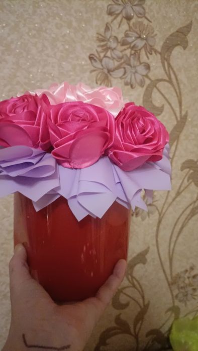 Квіти з атласної стрічки